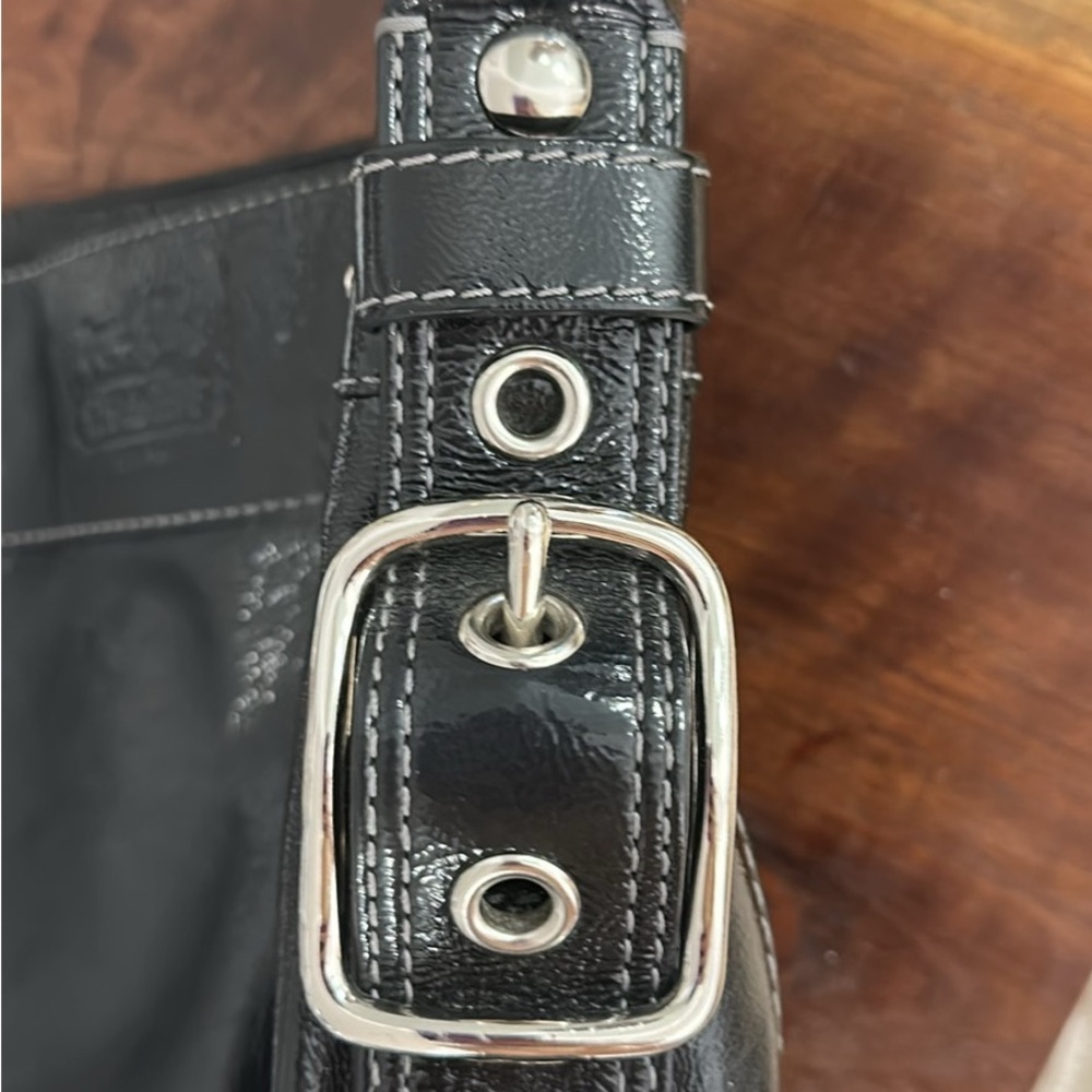 Woman’s Coach Buckle Bag Black Vintage